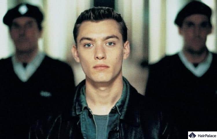 Jude Law's young, dense hairline in Shopping movie
