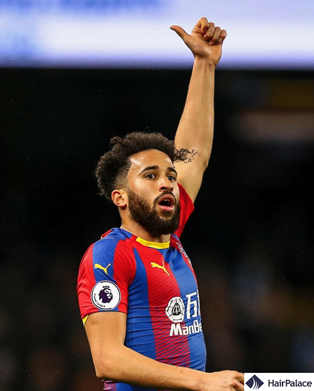 The dense hair of Andros Townsend