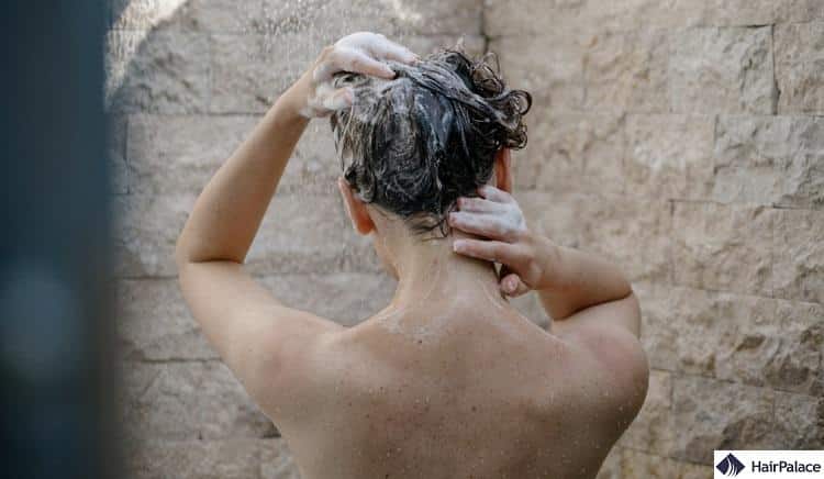 the right shampoo can be a solution to itchy scalp and hair loss