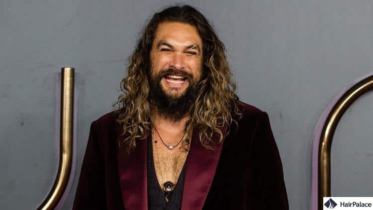 When you mention male celebrities with long hair, Jason Momoa is perhaps the first man that comes to mind.
