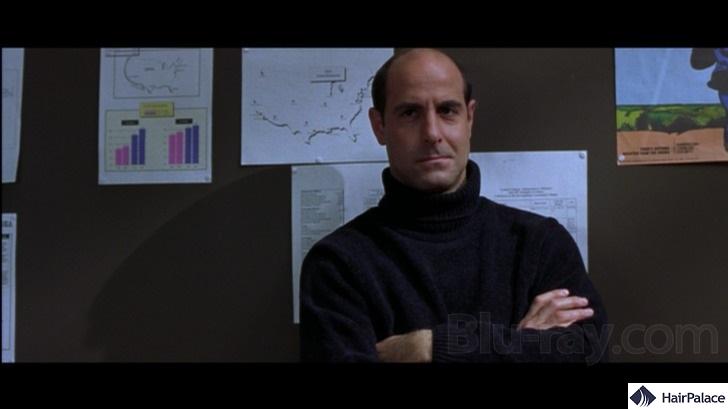 Stanley Tucci tonsure in the movie "in too deep"